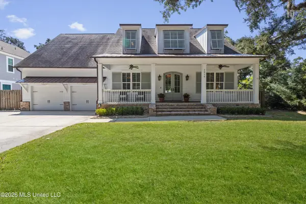 1016 Lafontaine Street, Ocean Springs, MS 39564