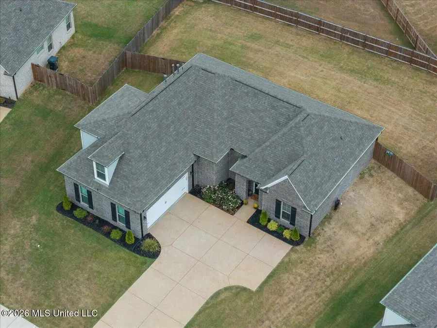 1762 Benton Drive, Nesbit, MS 38651 - #2