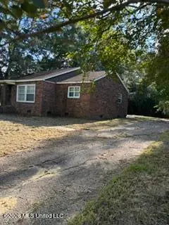 5953 Highway 587 Robinwood Road, Monticello, MS 39654