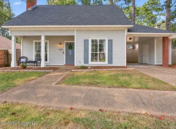 665 Twin Harbor Place, Madison, MS 39110
