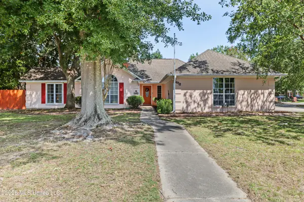 14712 Rue Mornay Drive, Biloxi, MS 39532