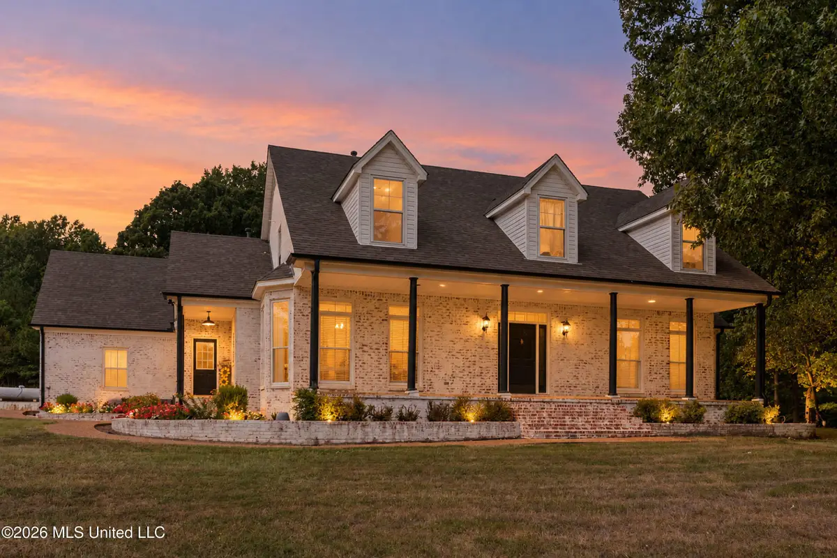 4665 S Fogg Road, Hernando, MS 38632 - #1