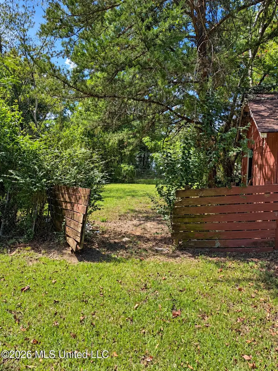 1834 N 3rd Avenue, Laurel, MS 39440 - #3