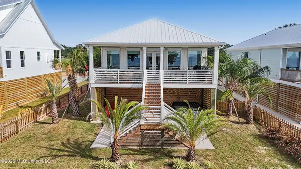 534 Beach Drive, Gulfport, MS 39507