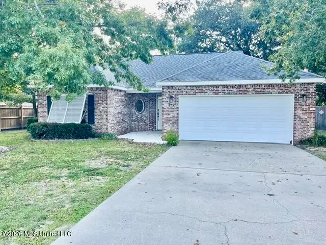 913 Park Row Avenue, Long Beach, MS 39560 - #2