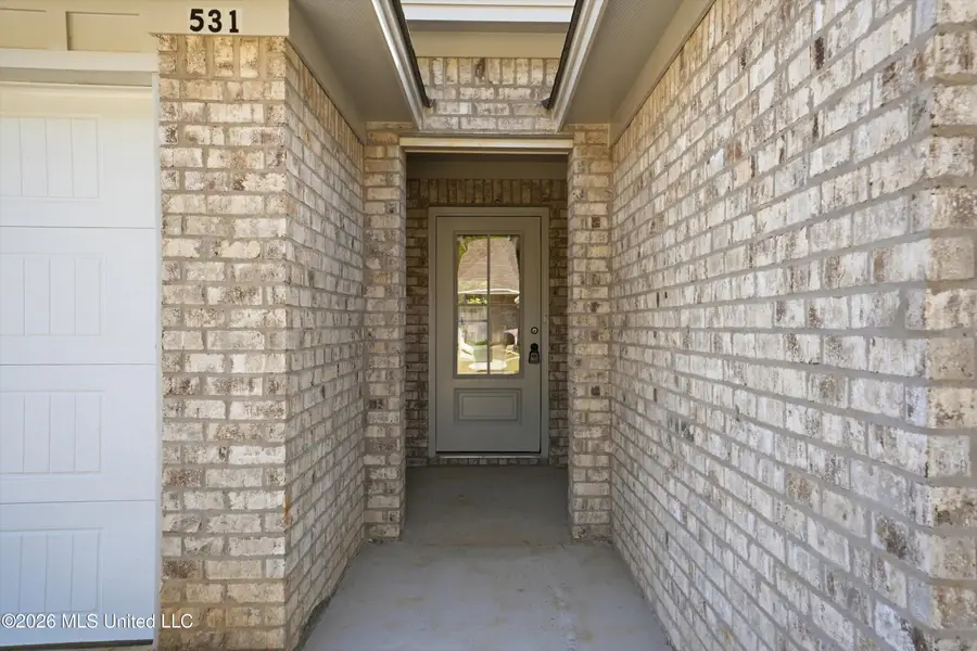 531 Stone Brook Place, Brandon, MS 39042 - #2