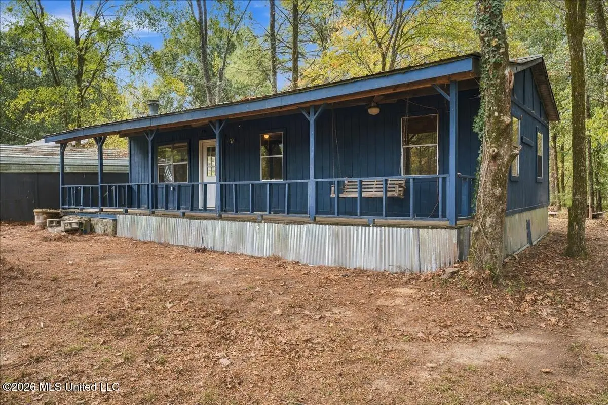 512 Oakview, Como, MS 38619 - #1
