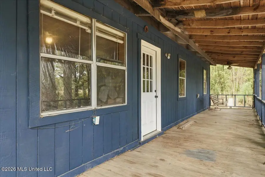 512 Oakview, Como, MS 38619 - #2
