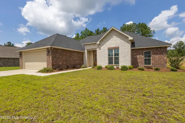 8 Silverstone, Petal, MS 39465