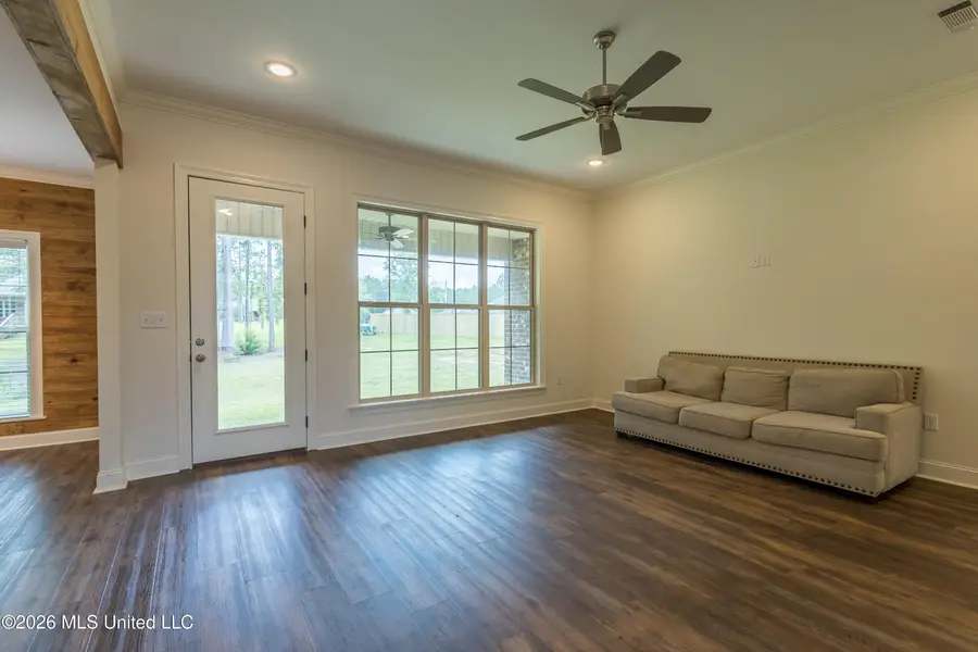 8 Silverstone, Petal, MS 39465 - #3