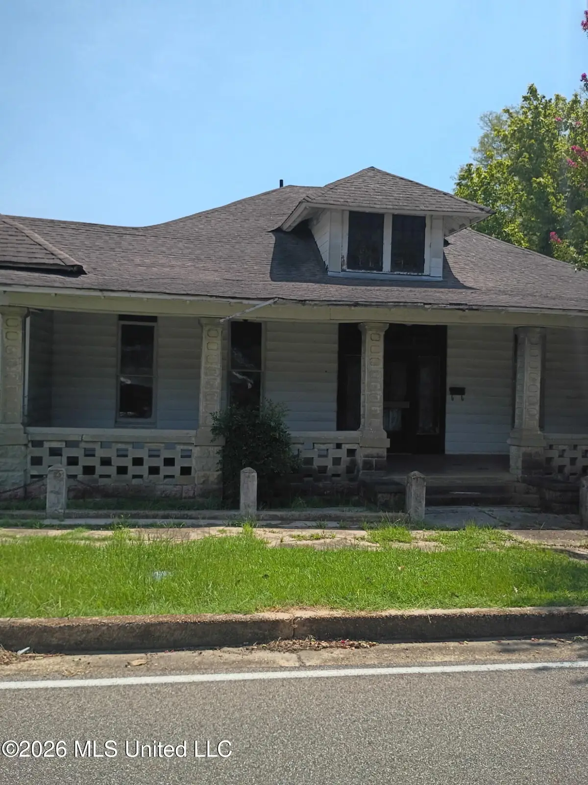 400 S Meridian Street, Aberdeen, MS 39730 - #1