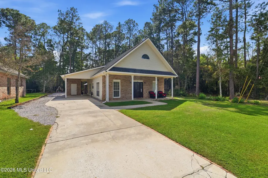 737 Ieke Circle, Diamondhead, MS 39525 - #2