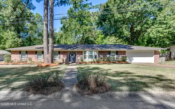 5365 Suffolk Drive, Jackson, MS 39211