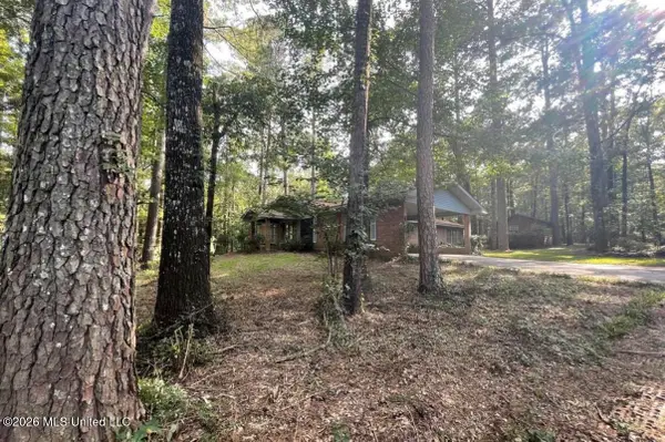 1073 Ratliff Ferry Road, Canton, MS 39046