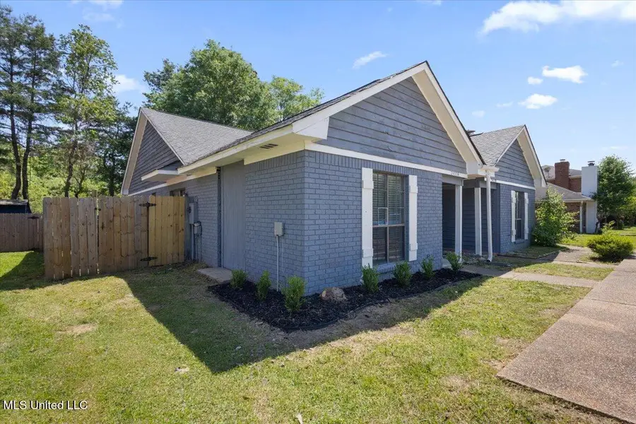 2455 River Oaks Boulevard, Jackson, MS 39211 - #2