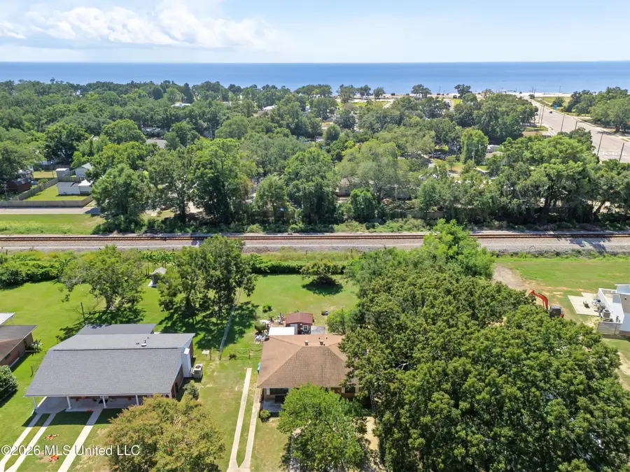2006 Collins Boulevard, Gulfport, MS 39507 - #3