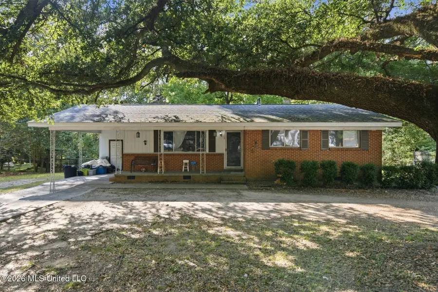 2968 N 5th Avenue, Laurel, MS 39440 - #2