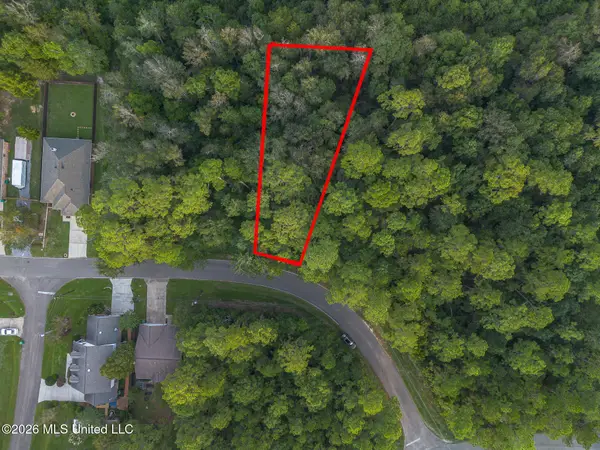 9985 Kahana Street, Diamondhead, MS 39525