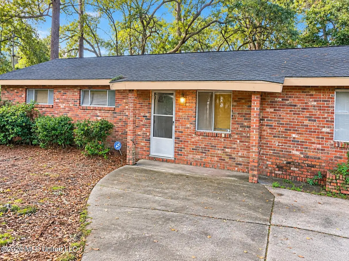 5825 Gregory Street, Moss Point, MS 39563 - #1