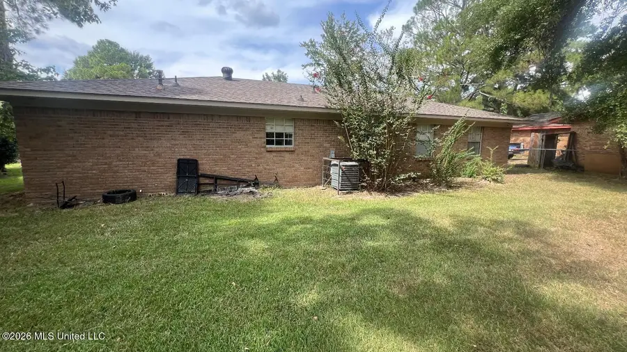 231 James Garfield Circle, Jackson, MS 39213 - #2