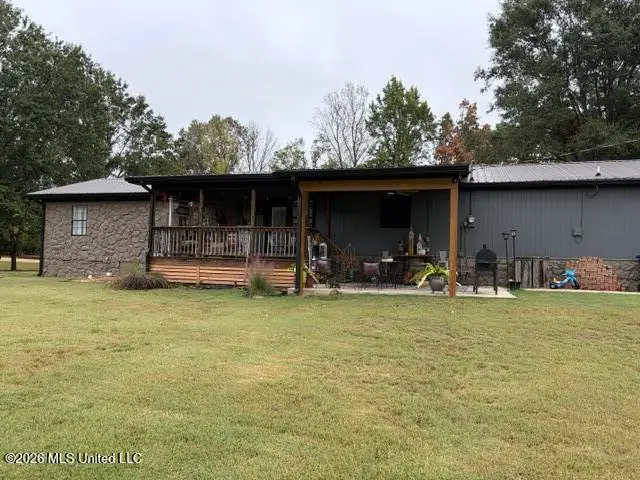16 Shankle Drive, Courtland, MS 38620 - #2