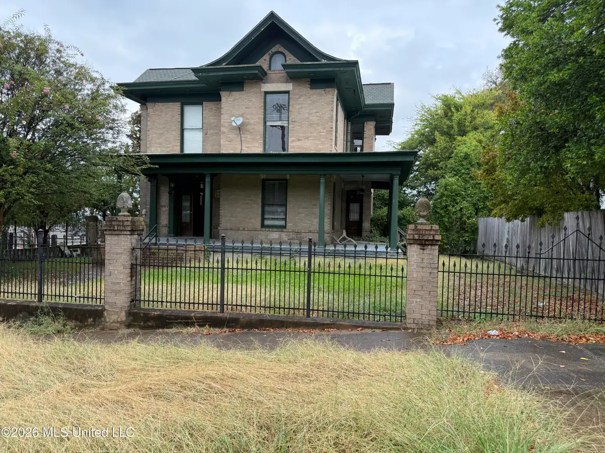 1001 Jackson Street, Vicksburg, MS 39183 - #1
