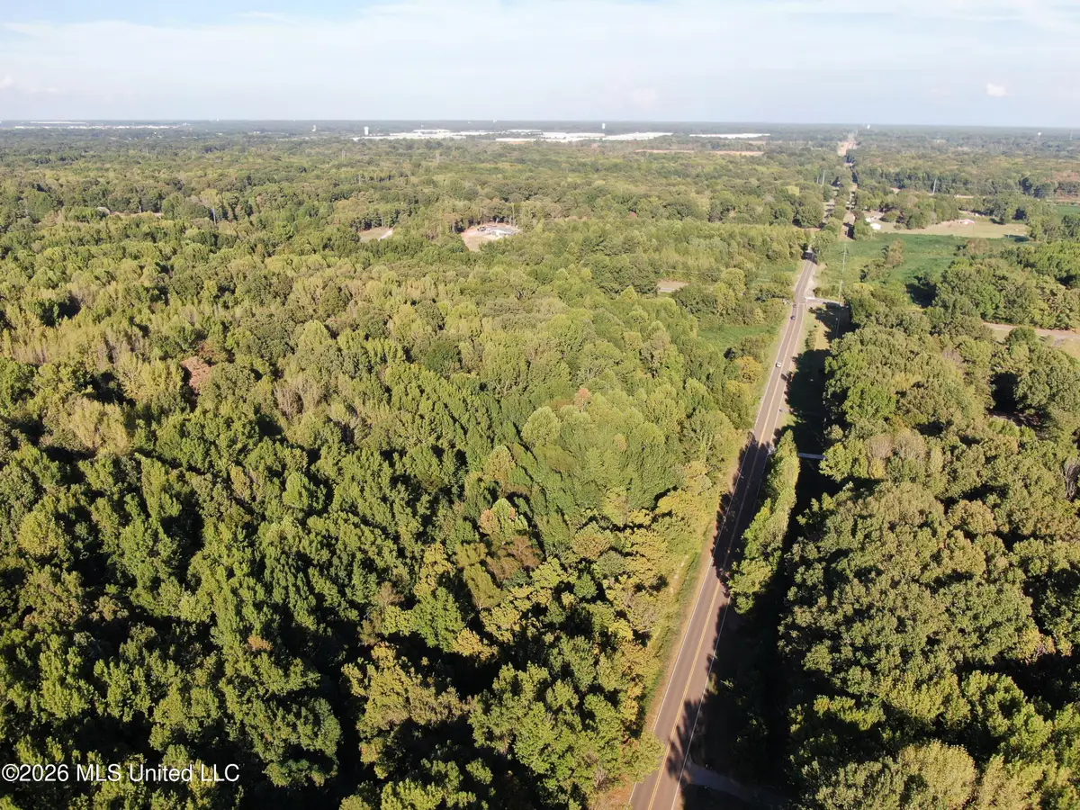15 Tulane Road, Nesbit, MS 38651 - #1