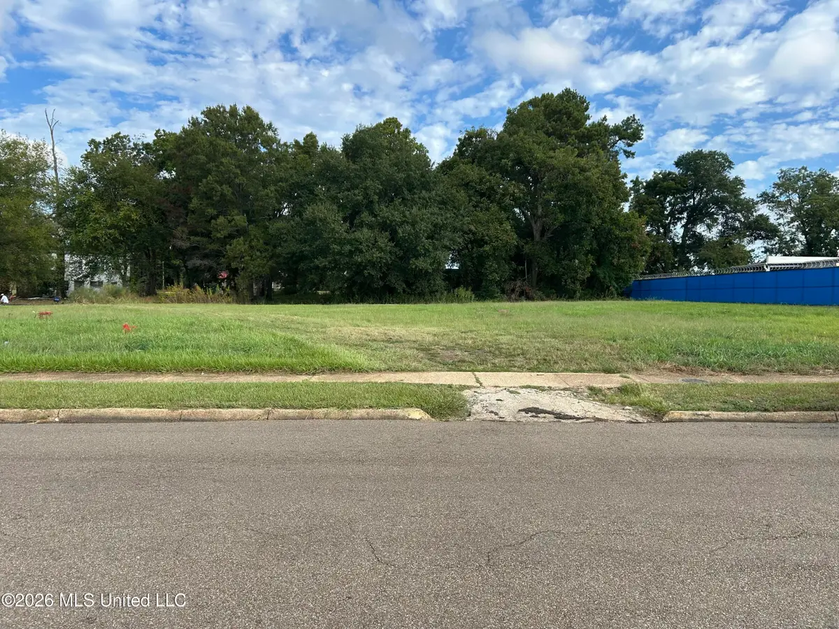 W Center Street, Canton, MS 39046 - #1