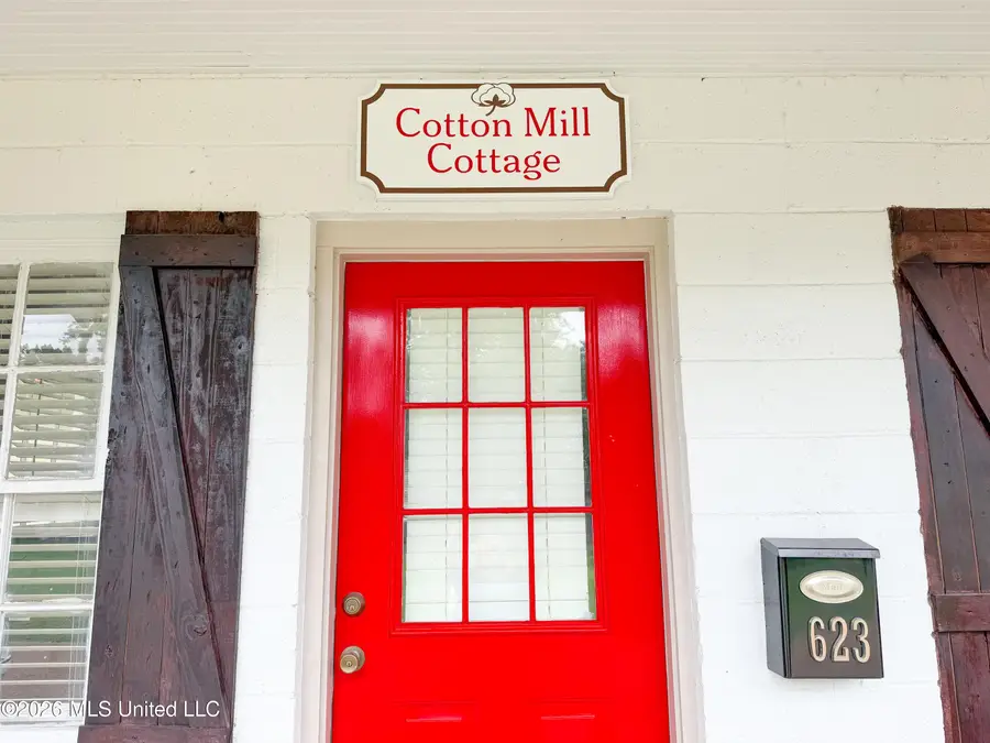 623 N Wall Street, Natchez, MS 39120 - #2