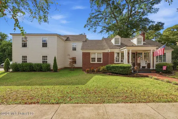 203 Jefferson Street, Clinton, MS 39056