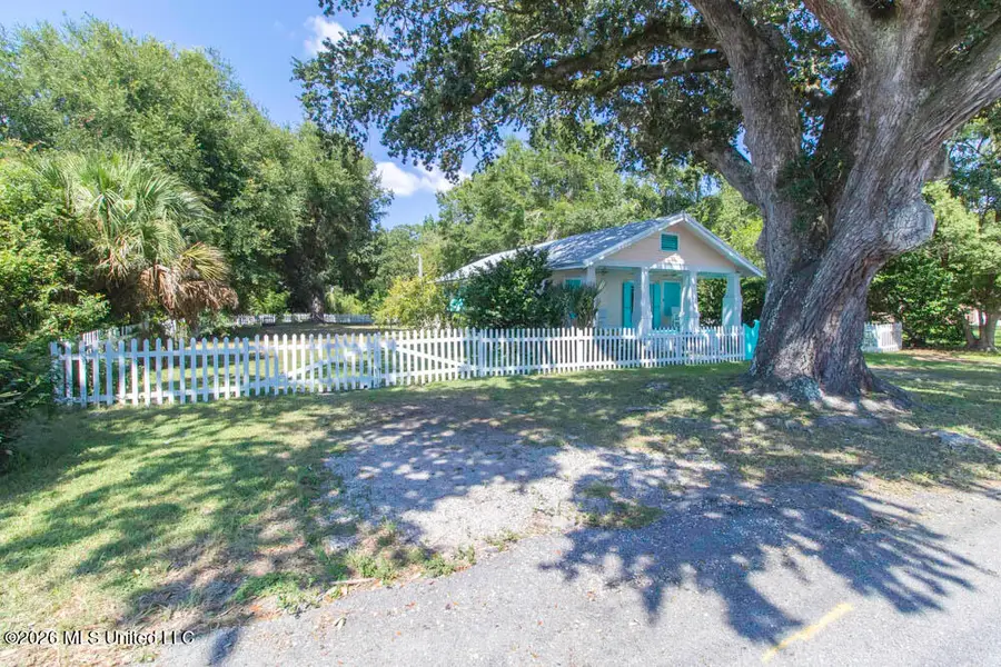 1085 Township Road, Gulfport, MS 39507 - #2