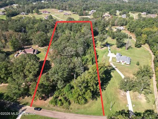 Owens Oak Drive, Jackson, MS 39212