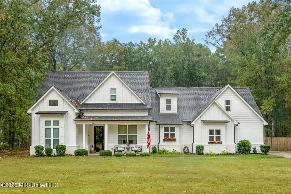 215 Dry Field Road, Byhalia, MS 38611 - #1