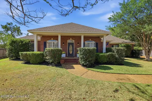 104 Hunters Glen, Clinton, MS 39056