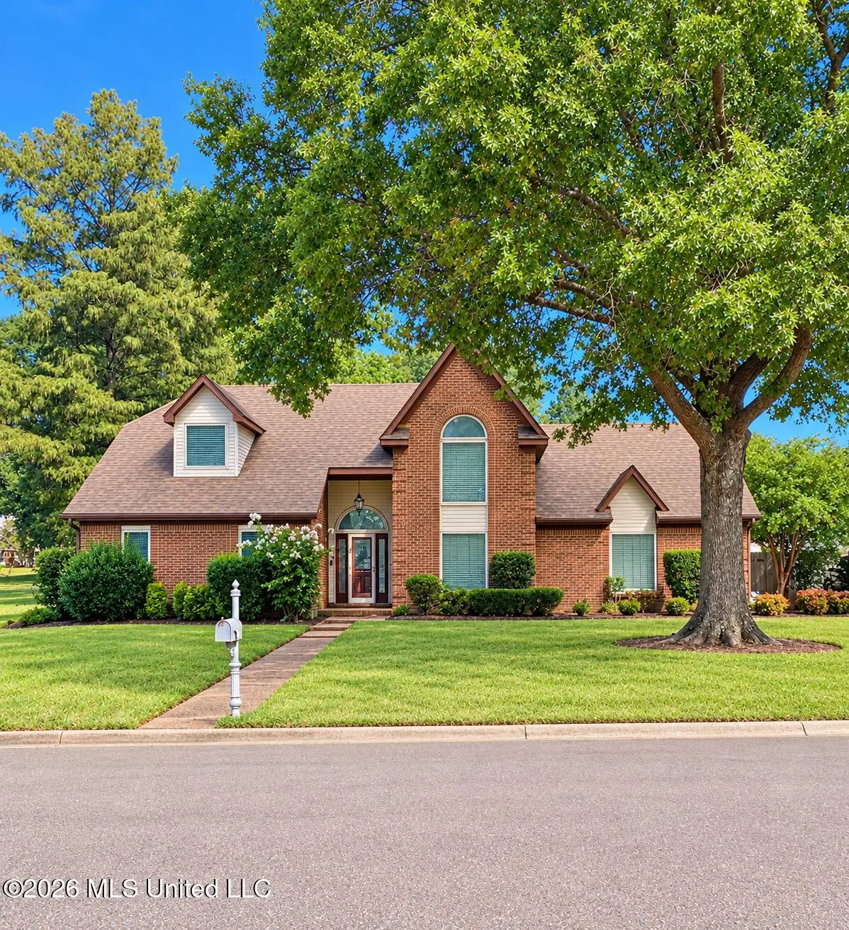 820 Flower Creek Cove, Southaven, MS 38671 - #1