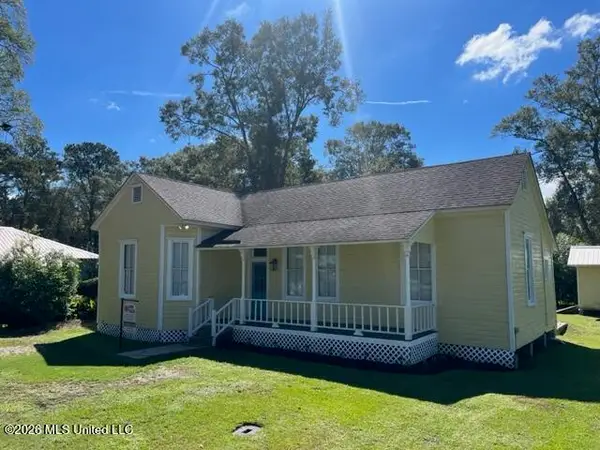 214 E 7th Street, Picayune, MS 39466