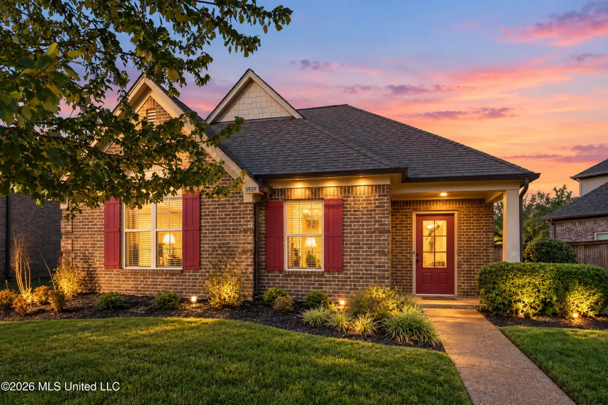5939 Foxdale Loop, Southaven, MS 38672 - #1
