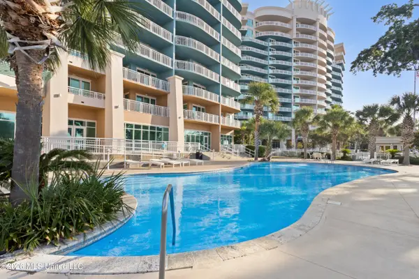 2228 Beach Drive, Gulfport, MS 39507