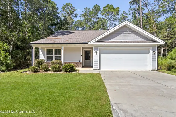 9945 Kahana Street, Diamondhead, MS 39525