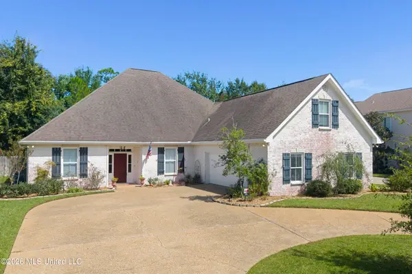 208 Old Bay Lane, Bay Saint Louis, MS 39520