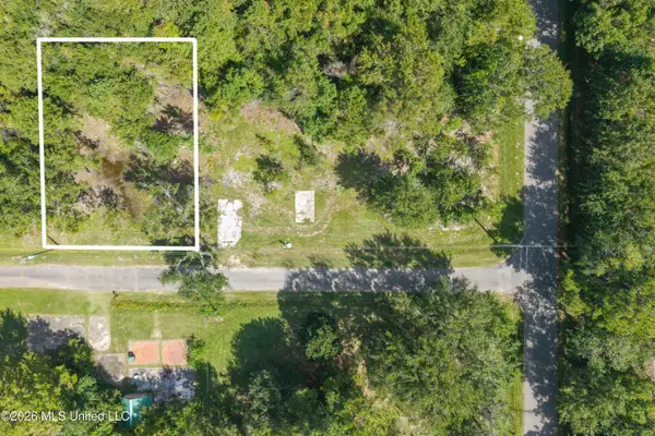 5030 Evelyn Place, Bay Saint Louis, MS 39520