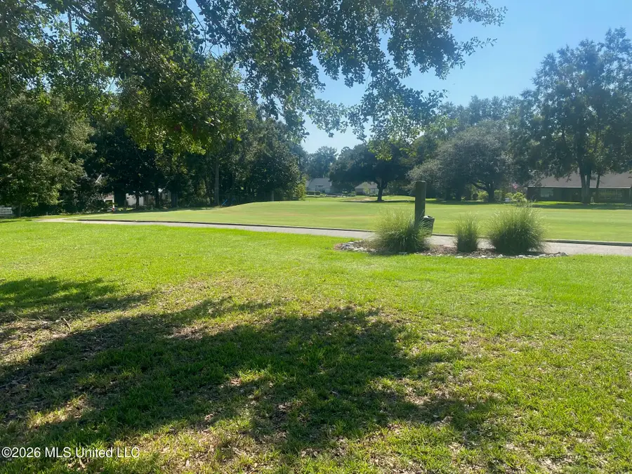 147 Lakeside Villa, Diamondhead, MS 39525 - #2