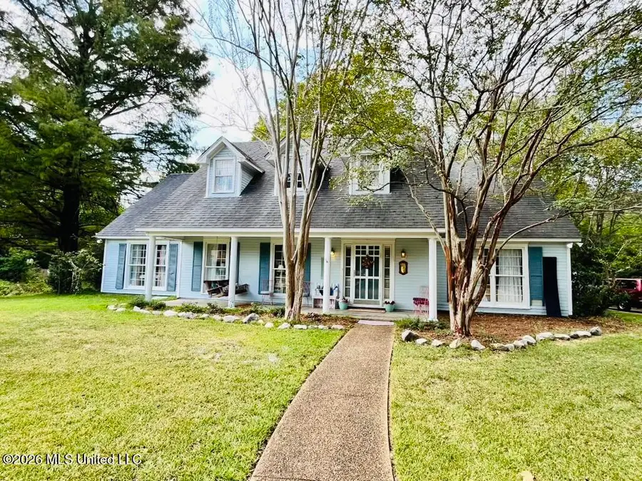 5103 Meadow Oaks Park Drive, Jackson, MS 39211 - #2