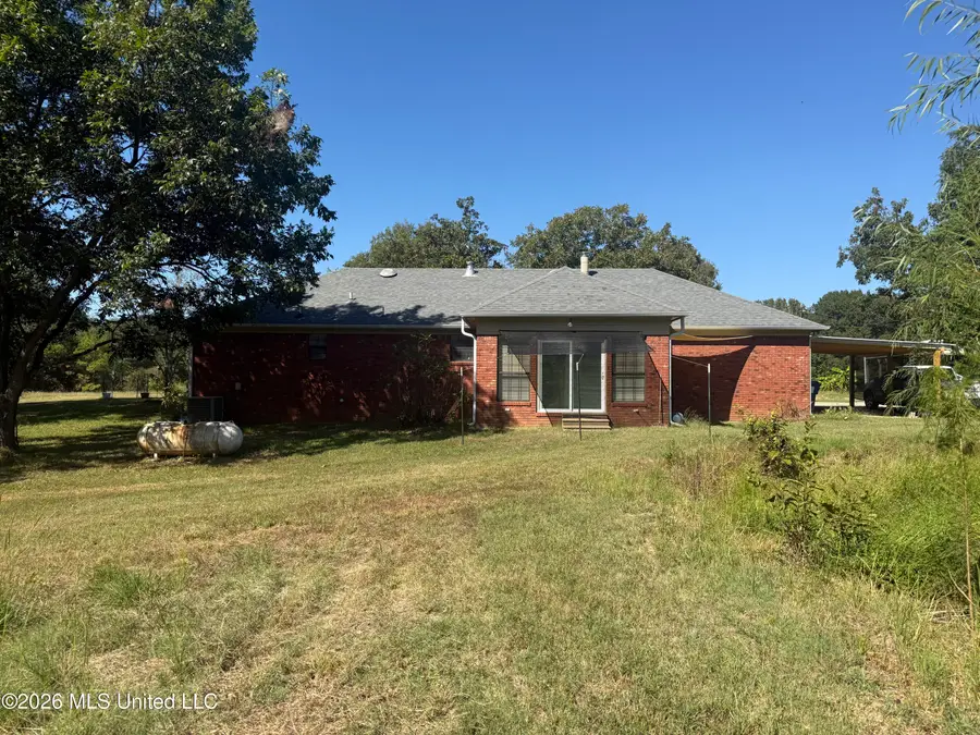 102 Tyson Road, Byhalia, MS 38611 - #3