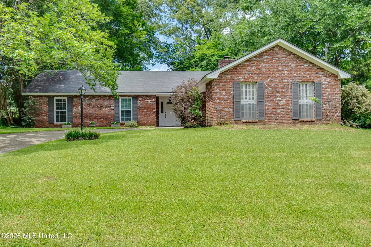 521 Oakwood Drive, Vicksburg, MS 39180 - #1
