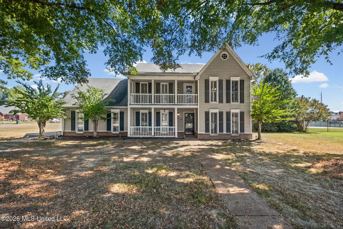 7102 Flower Creek Drive, Southaven, MS 38671 - #1