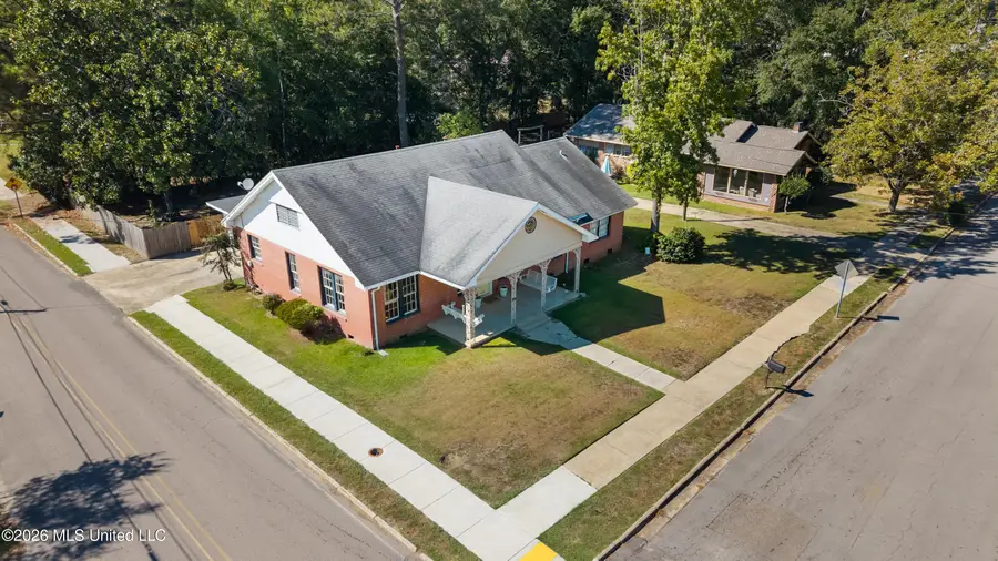 125 S 12th Avenue, Hattiesburg, MS 39401 - #2