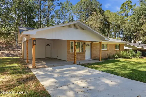 622 11th Avenue, Magee, MS 39111