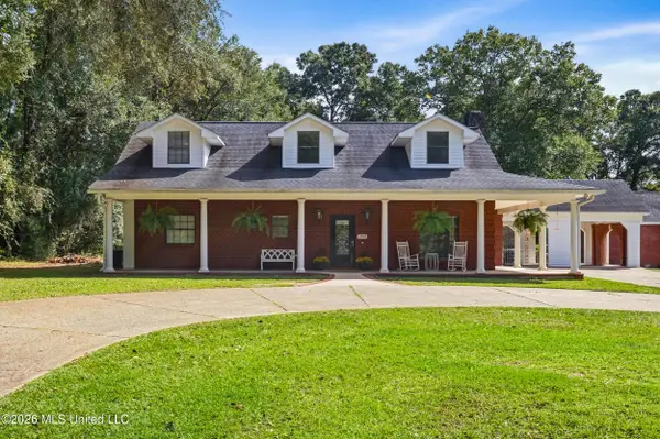 12908 Forts Lake Road, Moss Point, MS 39562