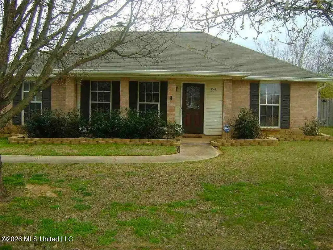 124 W Bradford Place, Richland, MS 39218 - #1